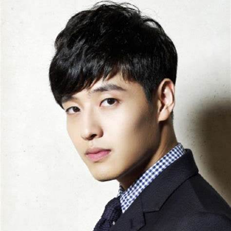 Kang Ha Neul